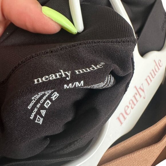 NEARLY NUDE Set of 2 Shaping Seamless Shorts Size Medium NEW NWOT - Picture 5 of 5